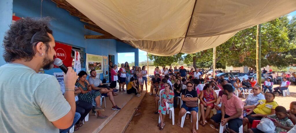 Impactados pela mineração: comunidades do Alto Sertão da Bahia realizam atividade de mobilização